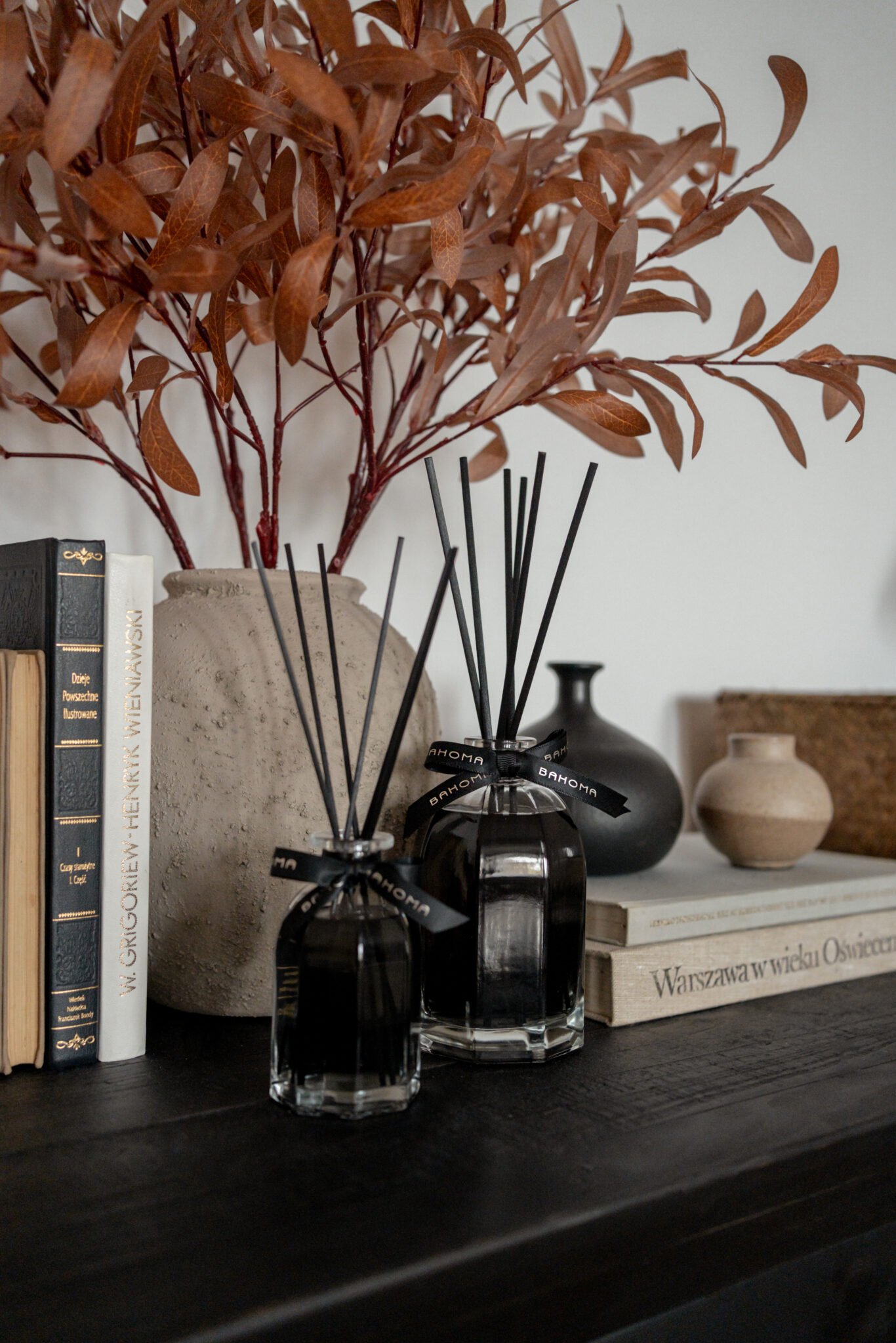 200ml and 500ml Fragranced diffuser, Black