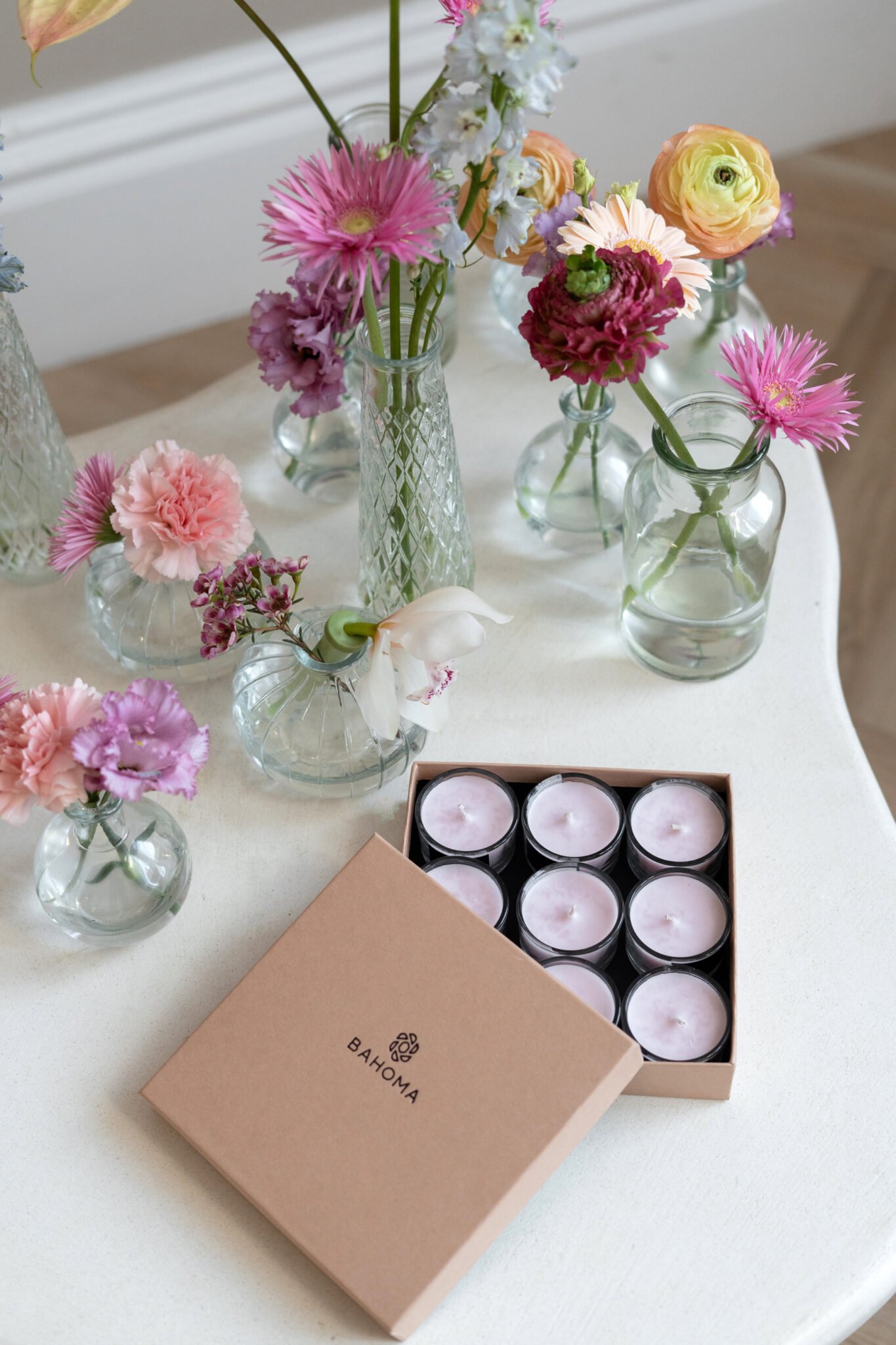 Perfect gift for her - a selection of mini candles in 4 Alchemy fragrances