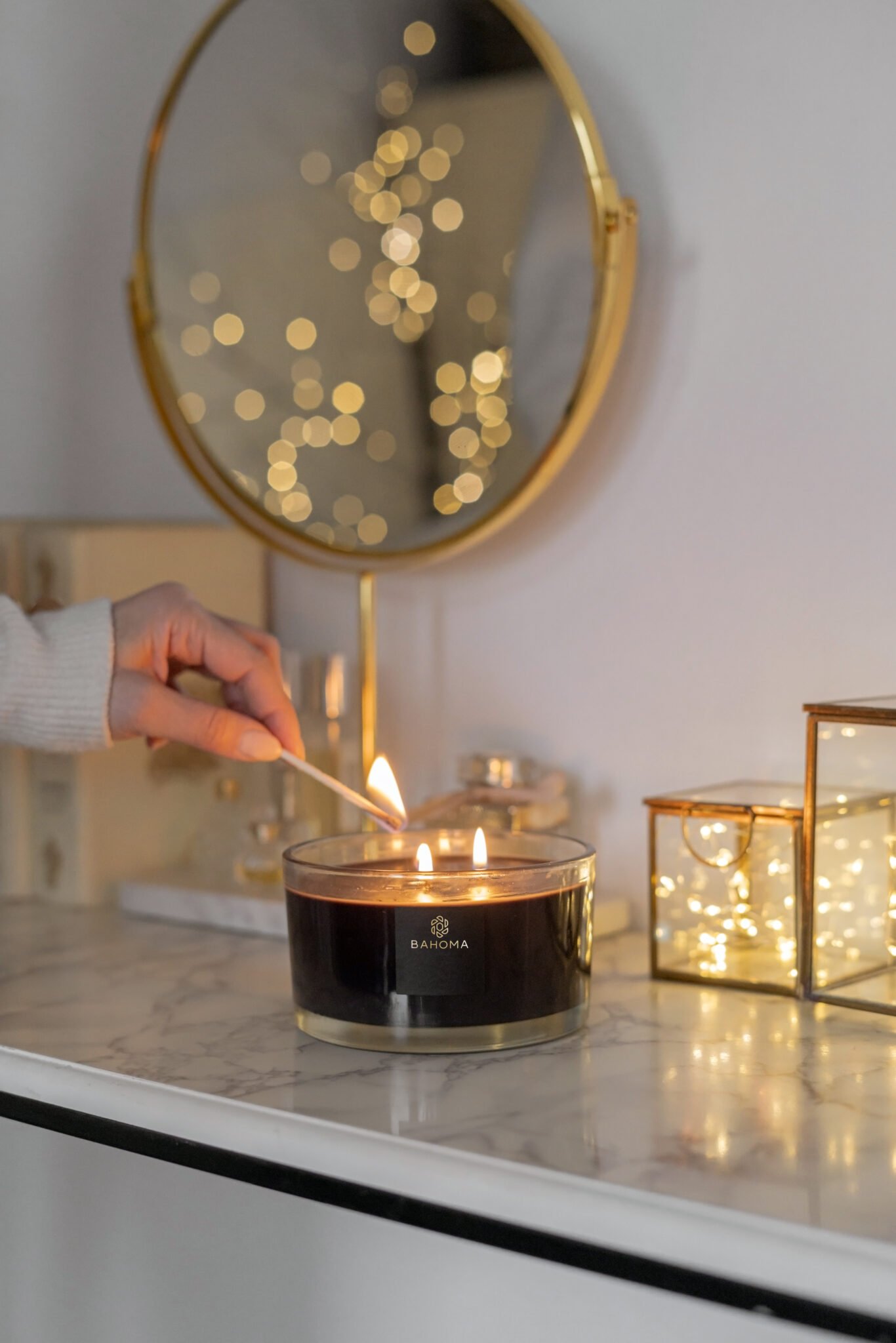 11_LUXURY_Candles_SET_Bahoma_Background_3_wick_candle